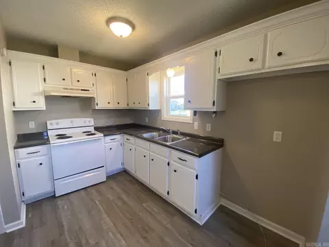 117 Jennifer St, Trumann, AR 72472 photo 4