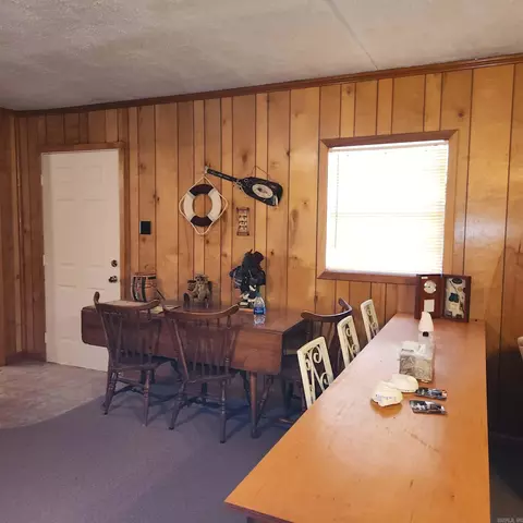 Dining - 149 Pine Ridge Bismarck, Bismarck, AR 71929 photo 1 of 2