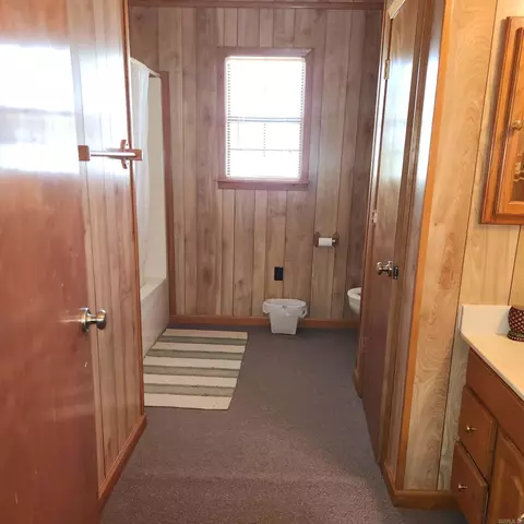 Bath - 149 Pine Ridge Bismarck, Bismarck, AR 71929 photo 5 of 7