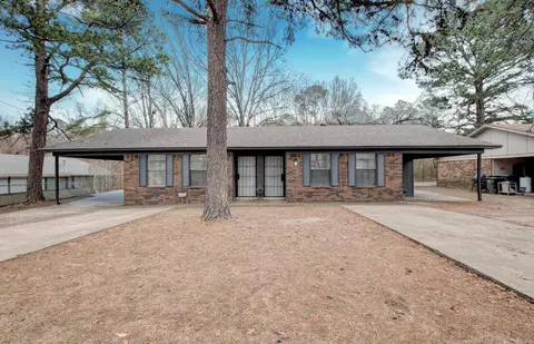 1905 Labette Manor Dr, Little Rock, AR 72205