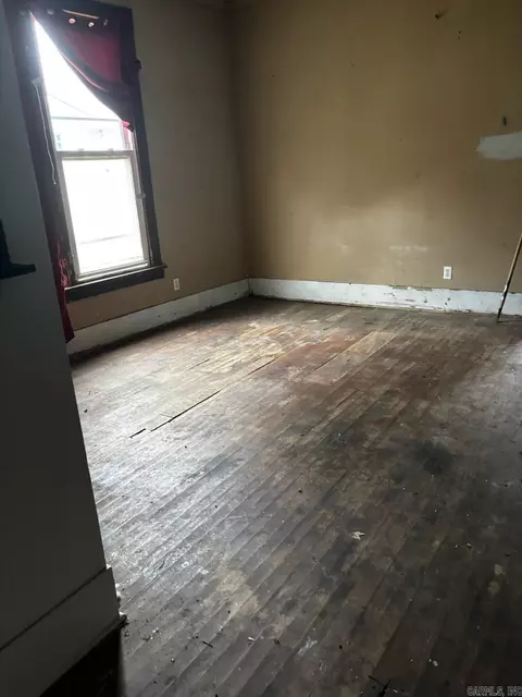 Bedroom - 315 W 15th Ave, Pine Bluff, AR 71601 photo 7 of 7