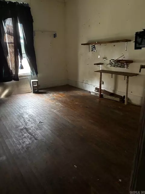 Bedroom - 315 W 15th Ave, Pine Bluff, AR 71601 photo 2 of 7