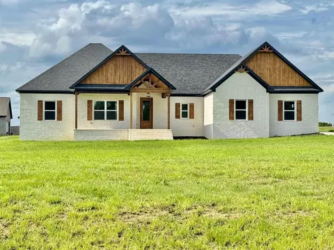 196 Irene Cir, Greenbrier, AR 72058