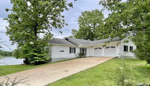 408 S Shore Dr, Horseshoe Bend, AR 72512