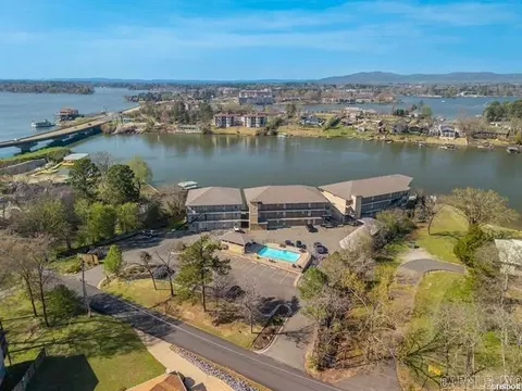 117 Lookout Pt #B2, Hot Springs, AR 71913