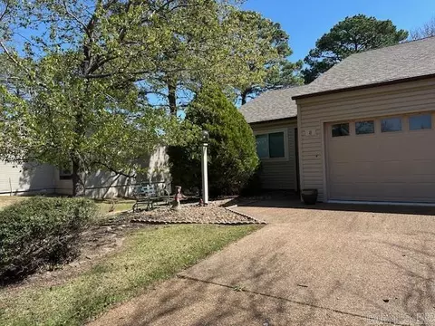 601 Woodlawn Dr #8, Fairfield Bay, AR 72088