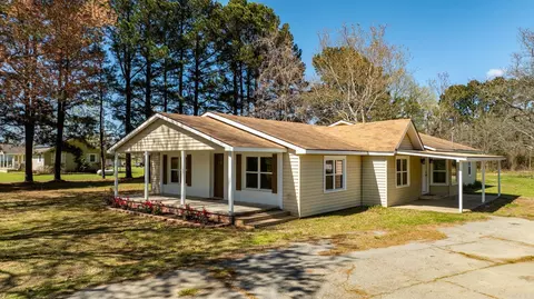 910 Carson Brg, Lonoke, AR 72086