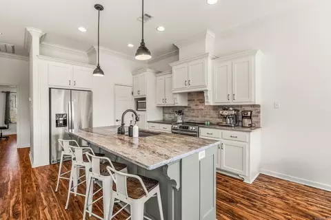 Kitchen - 1709 Vine Maple Dr, Benton, AR 72019 photo 1 of 5