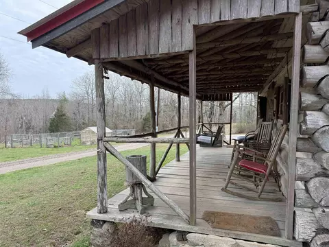 Exterior - 2085 Quicksilver Rd, Leslie, AR 72645 photo 3 of 14