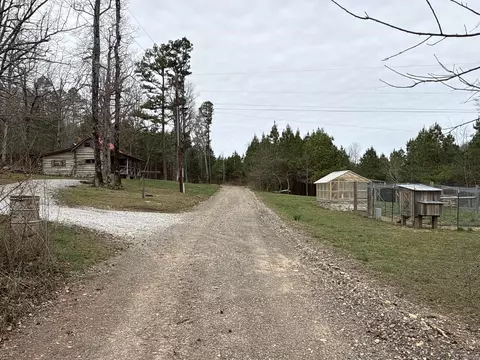 Exterior - 2085 Quicksilver Rd, Leslie, AR 72645 photo 10 of 14