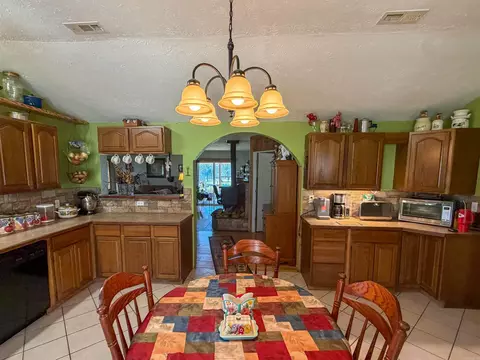 Kitchen - 211 Featherhill Ter, Norfork, AR 72658 photo 2 of 6