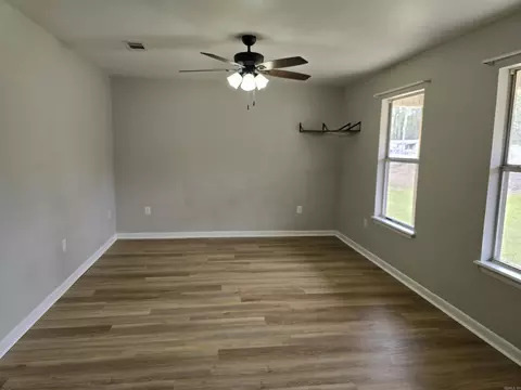 Living - 3076 Highway 26, Delight, AR 71940 photo 2 of 6