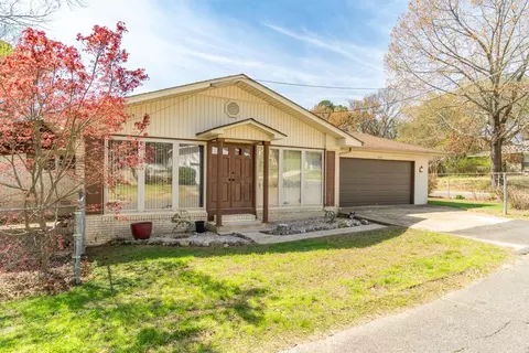 409 Audubon St, Hot Springs, AR 71913