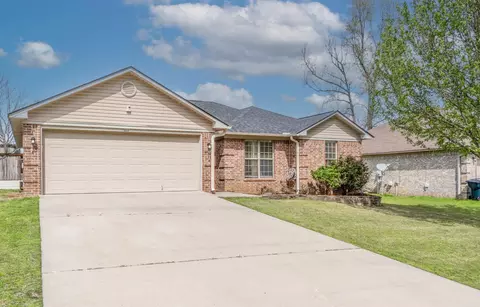 103 Donna Kay Dr, Greenbrier, AR 72058