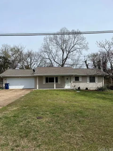 25 Su Ln, Mountain Home, AR 72653