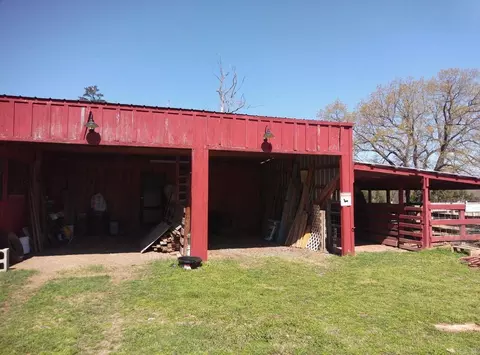 Exterior - 434 Virgin Pine Rd, Marshall, AR 72650 photo 7 of 12