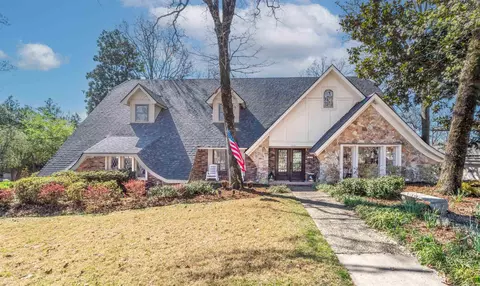 800 Silverwood Trl, North Little Rock, AR 72116