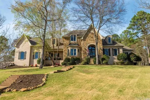 302 Oak Shores Cir, Hot Springs, AR 71913