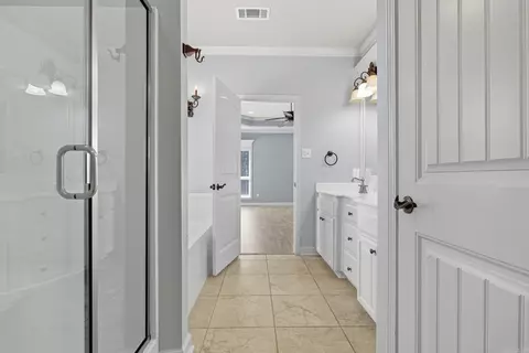 Entry Way - 271 Dugger Rd, Beebe, AR 72012 photo 2 of 2