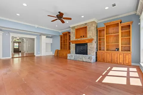 Living - 271 Dugger Rd, Beebe, AR 72012 photo 7 of 9