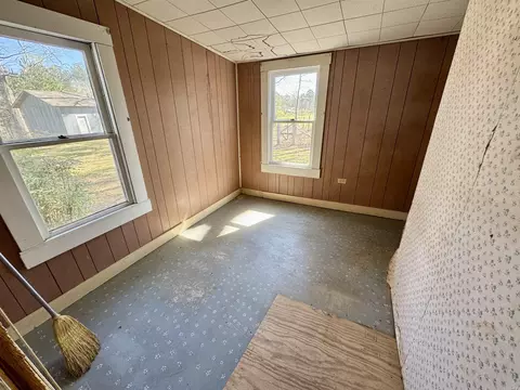 Bedroom - 30795 Highway 67, Malvern, AR 72104 photo 5 of 5