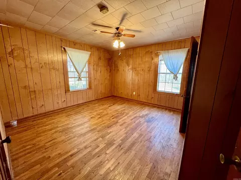 Bedroom - 30795 Highway 67, Malvern, AR 72104 photo 1 of 5