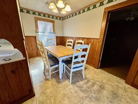 Dining - 30795 Highway 67, Malvern, AR 72104 photo 1 of 3