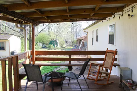 Exterior - 8 Robbye Ln, Searcy, AR 72143 photo 5 of 6