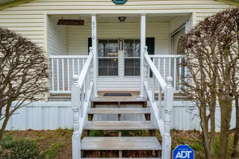 6700 And 6710 Forrest Oak Dr, Pine Bluff, AR 71603
