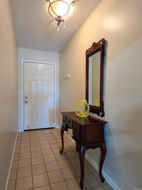 Entry Way - 215 Cypress St, Marked Tree, AR 72365 photo 1 of 1