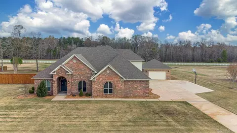 210 Rosewood Vly, Cabot, AR 72023