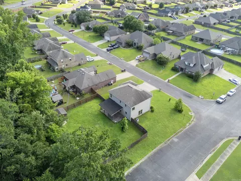 View/Area - 3030 Plateau Dr, Conway, AR 72032 photo 3 of 4
