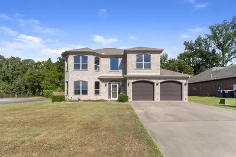 3030 Plateau Dr, Conway, AR 72032