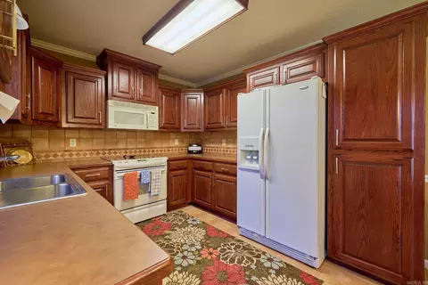 Kitchen - 4106 Darla Dr, Benton, AR 72015 photo 3 of 3