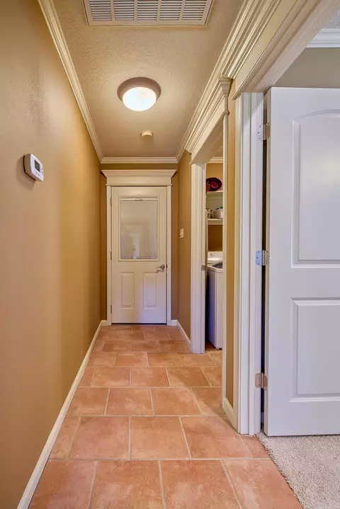 Entry Way - 4106 Darla Dr, Benton, AR 72015 photo 1 of 1