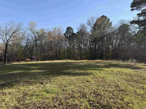 604 Ross Ln, White Hall, AR 71602