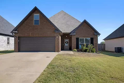 300 Prospect Trl, Jonesboro, AR 72401