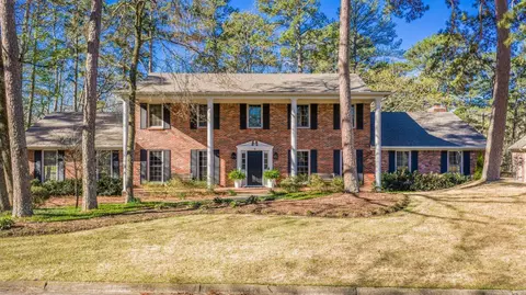3 Oakmont Ct, Little Rock, AR 72212