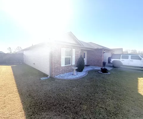 Exterior - 124 Harvest Dr, Beebe, AR 72012 photo 5 of 9
