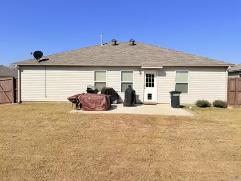 Exterior - 124 Harvest Dr, Beebe, AR 72012 photo 6 of 9