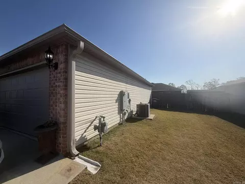 Exterior - 124 Harvest Dr, Beebe, AR 72012 photo 4 of 9