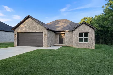 25 Mountain Grove Rd, Greenbrier, AR 72058
