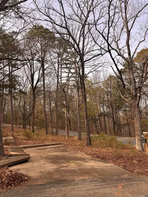 102 Meadow View Ln, Fairfield Bay, AR 72088