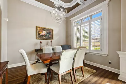 Dining - 5823 Gregory Rd, Benton, AR 72019 photo 2 of 2