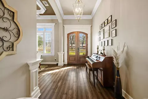 Entry Way - 5823 Gregory Rd, Benton, AR 72019 photo 1 of 5