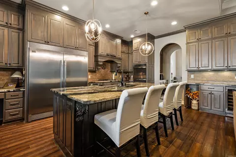 Kitchen - 5823 Gregory Rd, Benton, AR 72019 photo 4 of 8