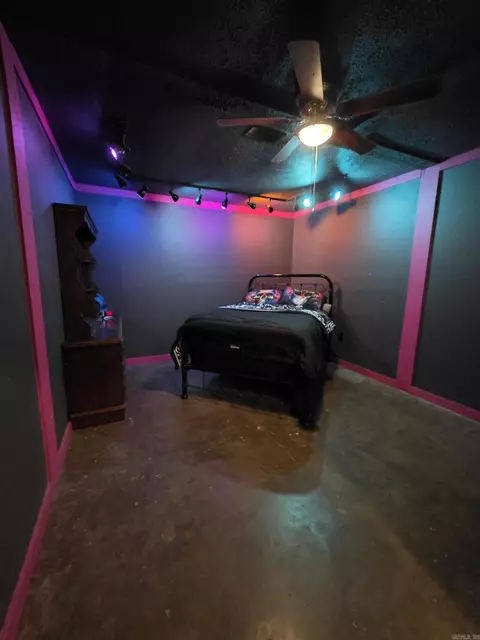 Bedroom - 3 Big Oak, Conway, AR 72032 photo 5 of 6