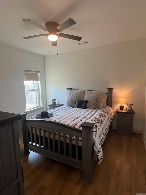 Bedroom - 196 Blackjack Rd, Greenbrier, AR 72058 photo 2 of 2