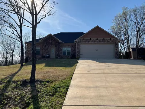196 Blackjack Rd, Greenbrier, AR 72058
