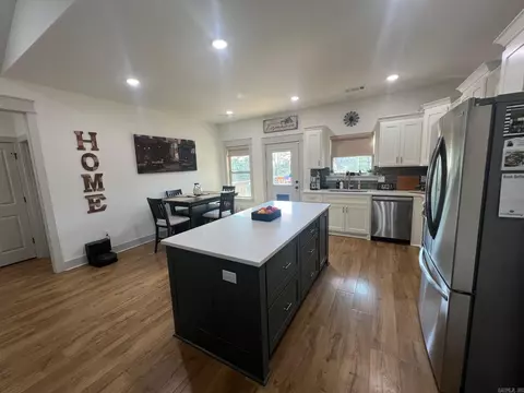 Kitchen - 196 Blackjack Rd, Greenbrier, AR 72058 photo 2 of 2
